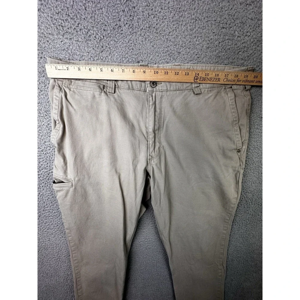 Duluth Trading Co Flex Ballroom Khakis Mens 38x32 Slim Fit Beige Chino Pants